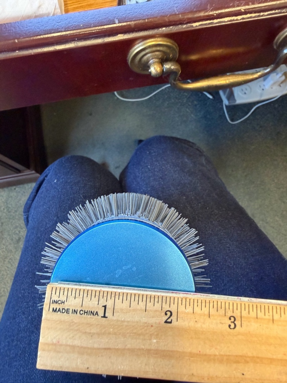 Babyliss Pro Nano titanium extra long Round Vent Brush 2.25” - Picture 5 of 10